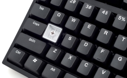 黒/茶/青/赤軸の4種を揃えたCHERRY MXスイッチ採用テンキーレス