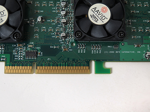 やじうまPC Watch】【懐パーツ】将来性よりも画質を選んだ3dfxの最高峰