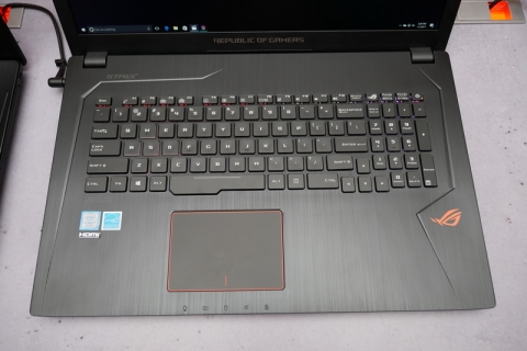 ASUS、ROGブランドのゲーミングPCや液晶ディスプレイ新モデル - PC Watch