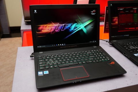 ASUS - ASUS 17インチ ゲーミングノートPC ROG STRIX GL753VD Asus ROG Strix GL753VD Review (17.3″ IPS screen, RGB