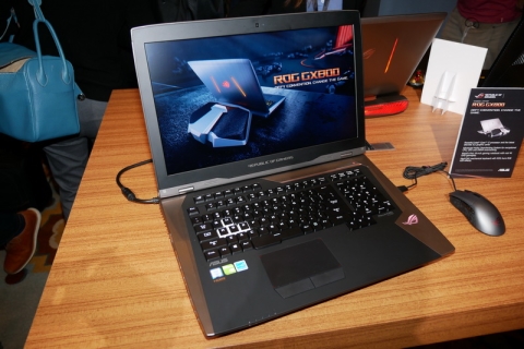 ASUS、ROGブランドのゲーミングPCや液晶ディスプレイ新モデル - PC Watch
