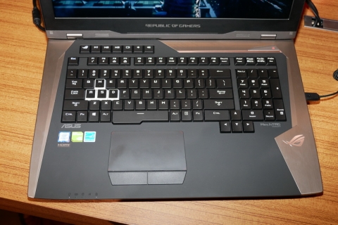 ASUS、ROGブランドのゲーミングPCや液晶ディスプレイ新モデル - PC Watch
