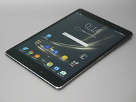 Androidタブレット本体 ZenPad 3S 10 LTE Metal-clad Asus ZenPad 3S 10 LTE tablet with Snapdragon 650 CPU