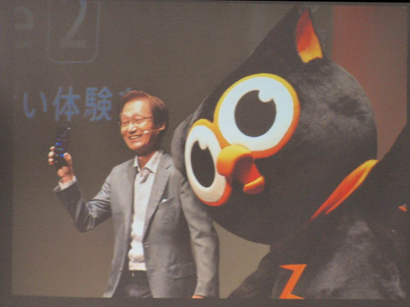 ZenFone 2発表時の1シーン