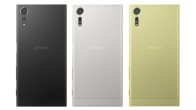 左からブラック、ウォームシルバー、シトラス