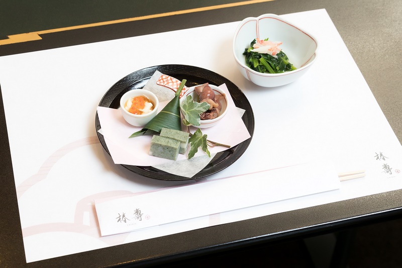 蛍烏賊と蕗の有馬煮 生湯葉のいくらかけ