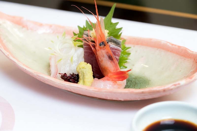 のど黒の笹巻寿し