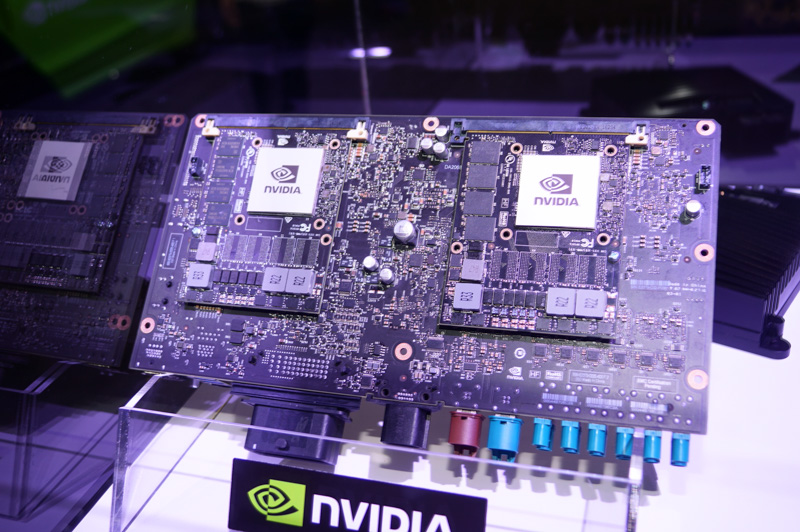 NVIDIAのDRIVE PX2、2つのParker SoCと2つのPascal GPUという4チップ構成