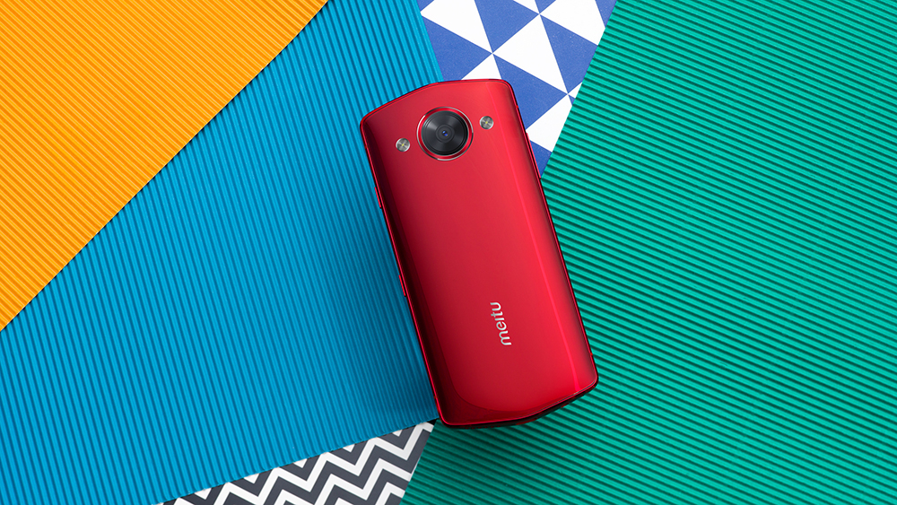 標準版のファントムレッド