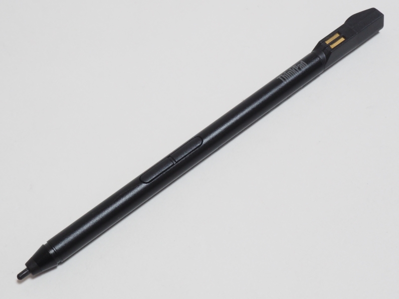 ペン軸には左クリックボタンと右クリックボタンが用意されている。対応アプリでは消しゴム機能を利用できる