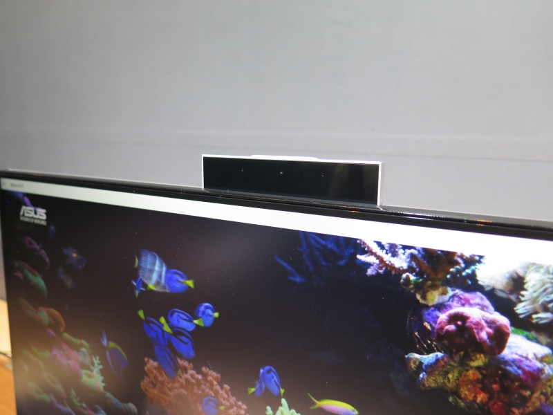 ポップアップ式のWeb/IRカメラユニット