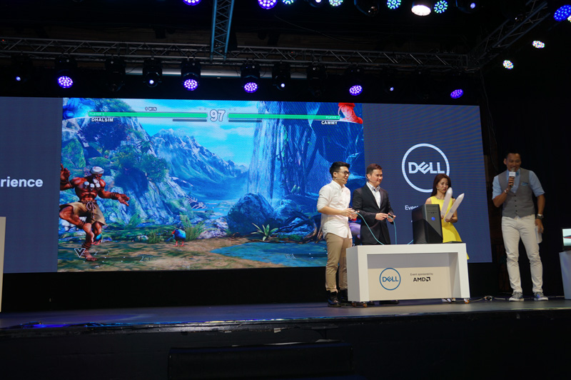 ワー氏とミステイク氏が対戦し、ミステイク氏が勝利