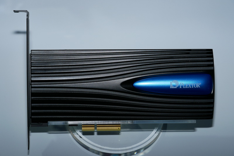 M8SeのPCI Expressカードモデル