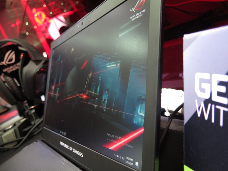 広視野角でコントラスト比も高く、視認性は良い