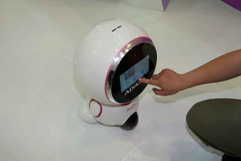 タッチによっても表情がかわる