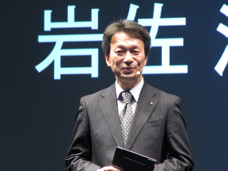 ライカカメラジャパン株式会社 リテール統括部 部長の岩佐浩氏も登壇し、新しい世代にライカの文化をもたらせることに期待を寄せた