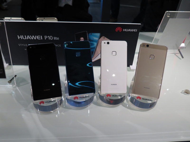 P10 liteは4色展開