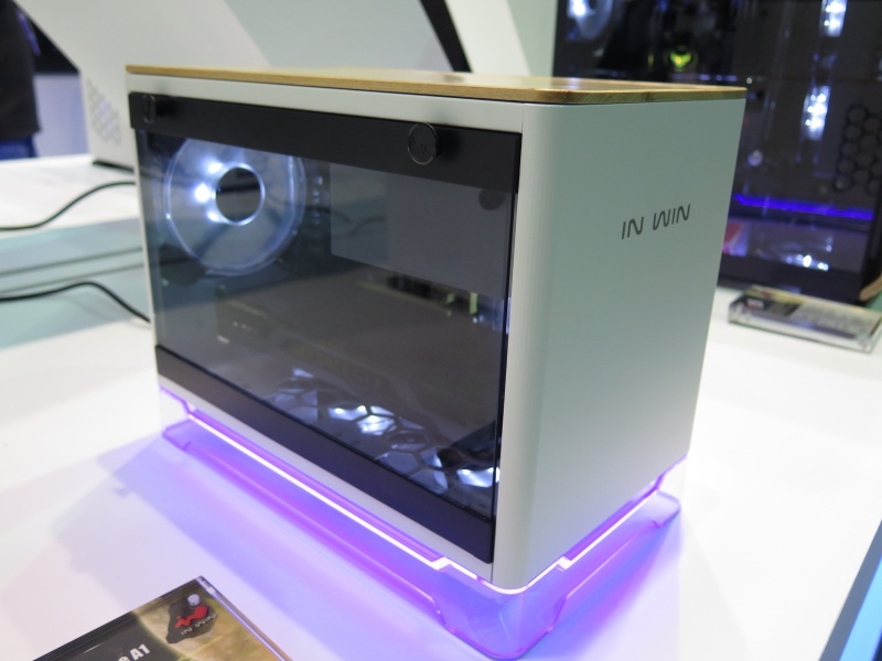 Mini-ITXでも展開する