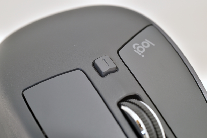 ホイールの近くにあるボタンを押すと、常時フリースピンにできる