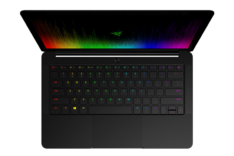 ブラックモデルはChroma対応キーボード