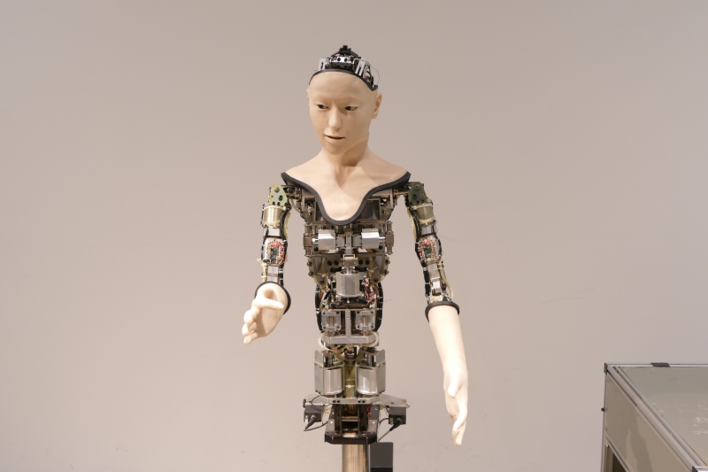 機械人間「オルタ」