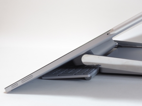 Hothotレビュー】まるでタブレットみたいな使い心地の一体型PC