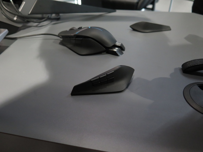 6サイドボタンのモジュールに交換可能