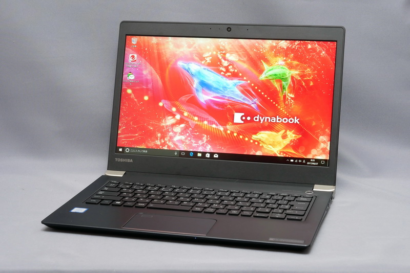 dynabook UX53/D