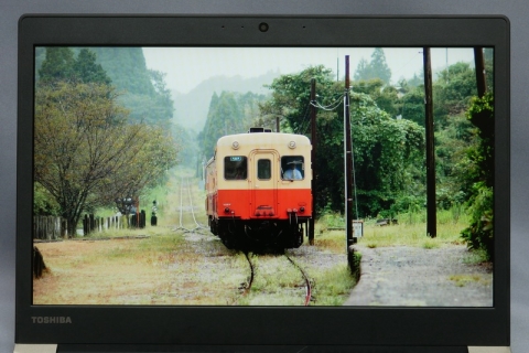 Hothotレビュー】東芝「dynabook UX53/D」は斜め落下にも耐える堅牢