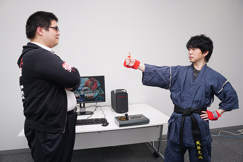 受けて立とうじゃないかということで、正装に着替える