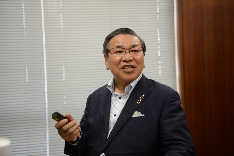 鯖江市長牧野百男氏