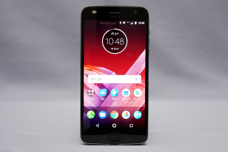 1,080×1,920ドット表示対応の5.5型Super AMOREDを採用