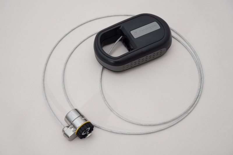 ワイヤーケーブル最大まで引き延ばした状態。長さは1.2mある