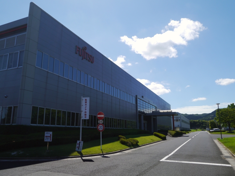 組み立て教室が開催された島根富士通