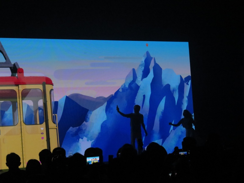 発表会はダンサーたちによるパフォーマンスから始まった。旅先で男女2人がさまざまな風景を写真にしていく