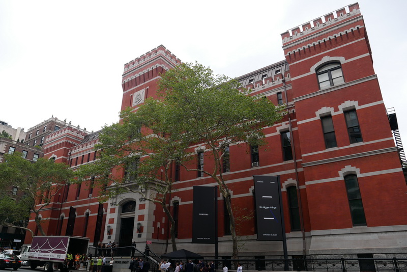 Galaxy Unpacked 2017が開催された、ニューヨークの劇場「Park Avenue Armory」