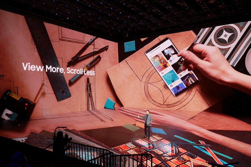 一度に表示できる情報量が増え、スクロールも少なくなる