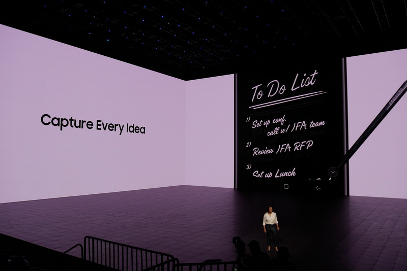 スリープ時にS penを抜くと起動する「Screen off Memo」は最大100ページまで記入可能に