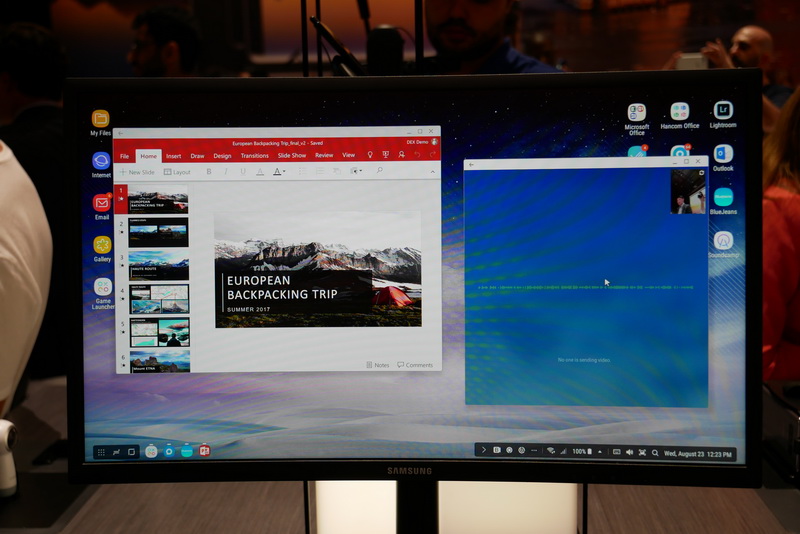 マルチタスク対応。また、ビデオ会議中などにSamsung DeXから着脱しても、通信が途切れることなくシームレスに作業を続けられる