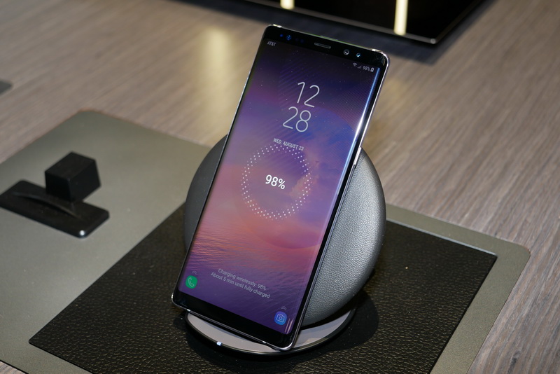 ワイヤレス充電でも短時間で充電が可能