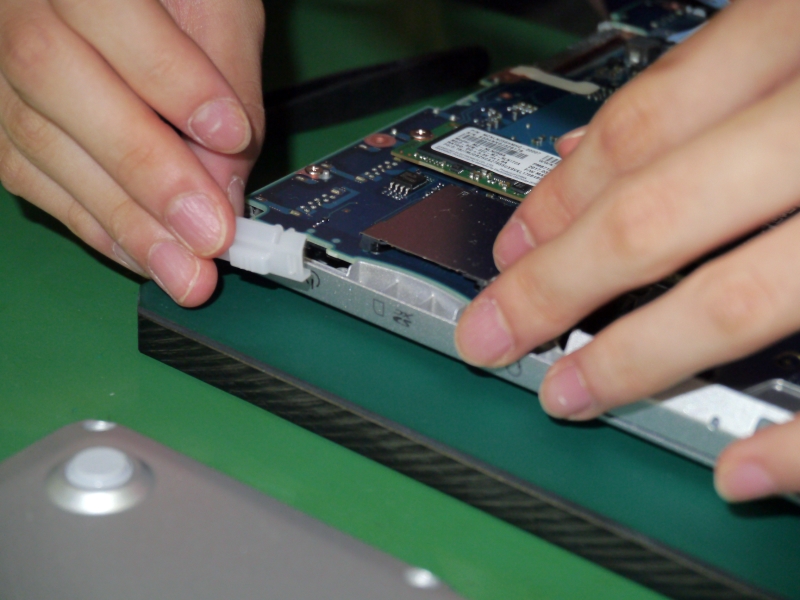 スイッチノブの取り付け作業