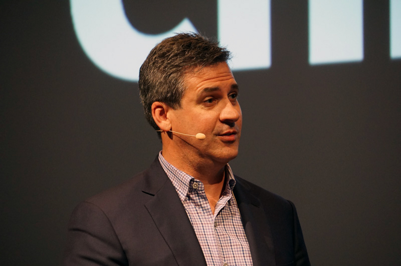 Intel 副社長 兼 クライアントコンピューティング事業本部 モビリティクライアントプラットフォーム 事業部長 クリス・ウォーカー氏