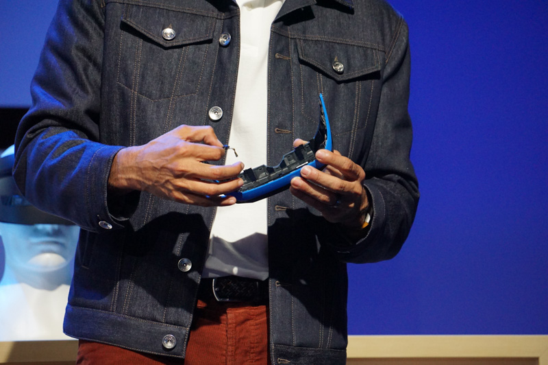 ユーザーの場所検知のカメラは2つ