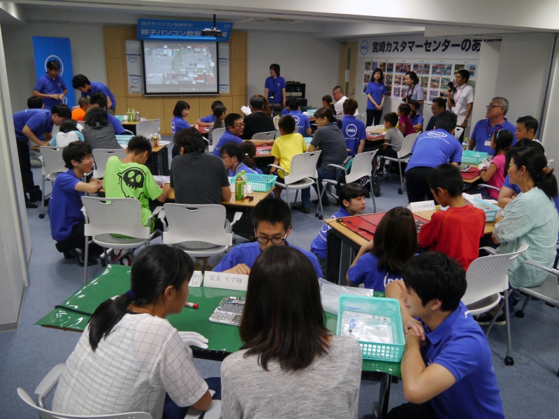 組み立て教室の様子