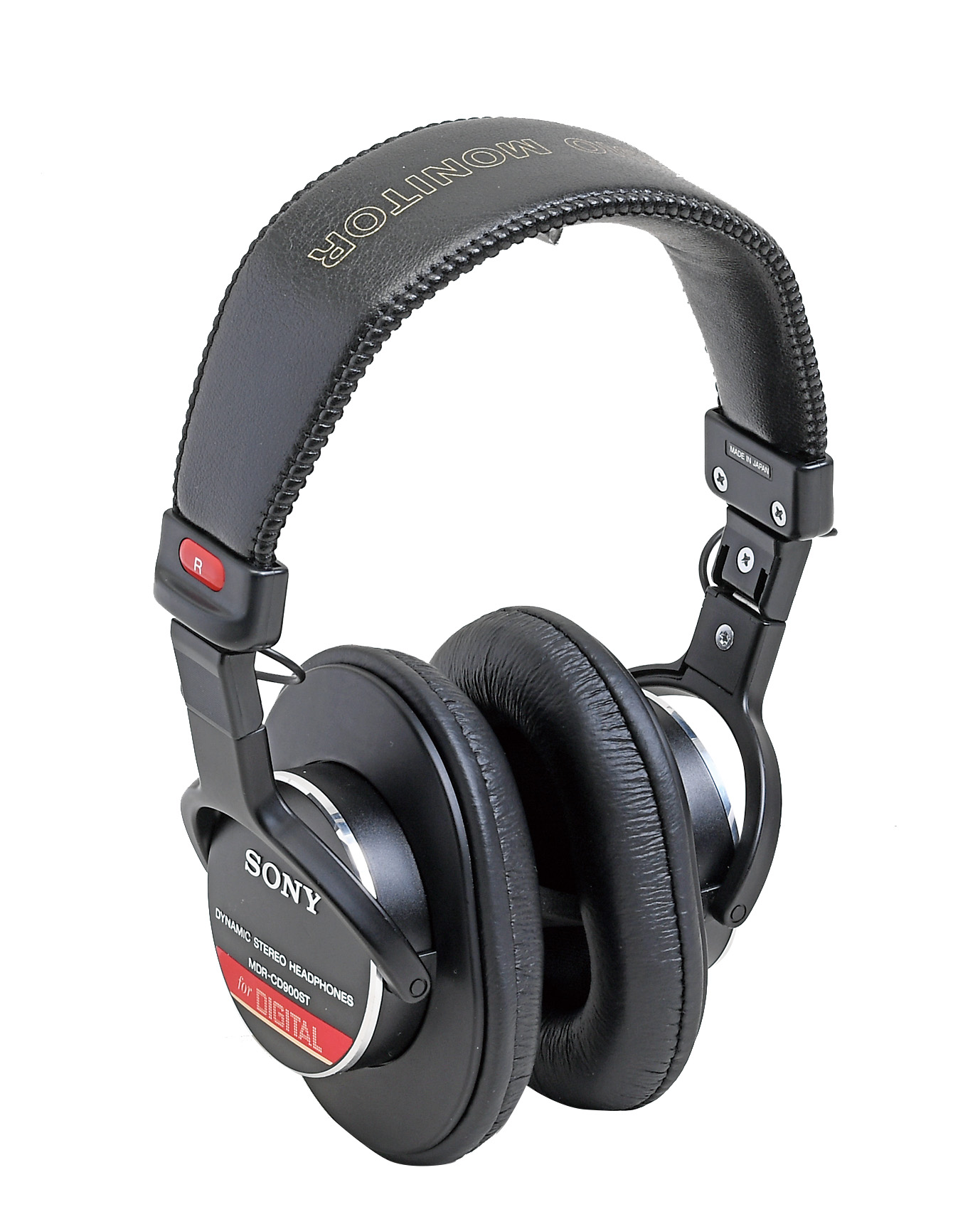 <a href="http://www.smci.jp/s/headp/page/cd900st" class="n" target="_blank">MDR-CD900ST5</a>