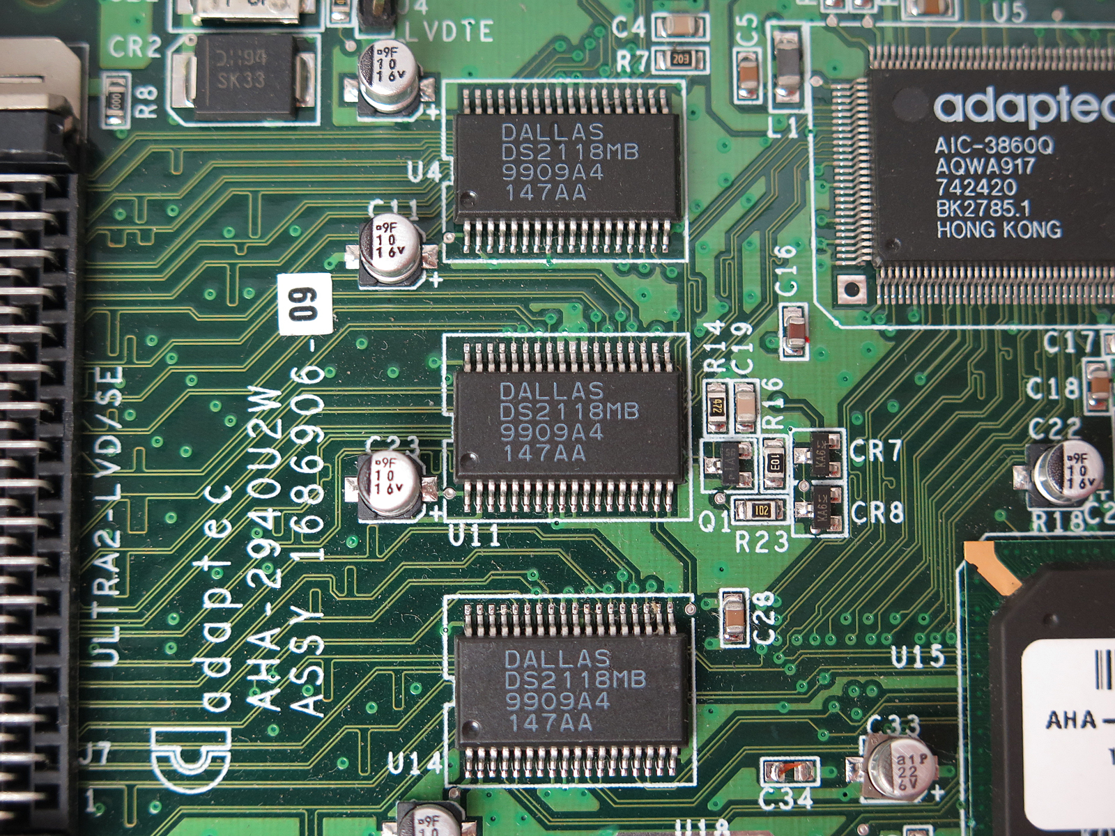 DALLAS Semiconductor(MAXIM)製のUltra2 SCSI対応ターミネータ「DS2118MB」
