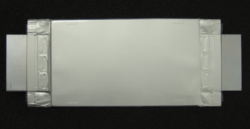 50Ahの次世代リチウムイオン電池(SCiB)の試作品