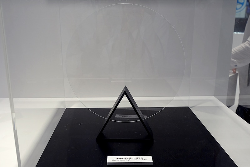 半導体サポート用ガラス