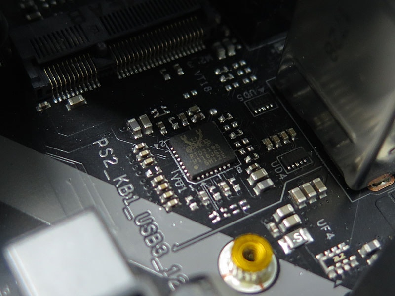 Realtekの「RTD2168」はDisplayPort用のコントローラのようだ