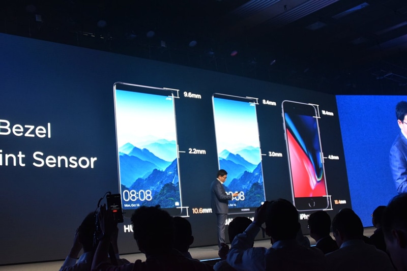 あらゆる場面で他社機と比較された